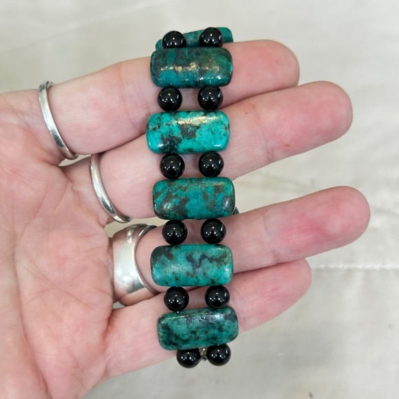 Chrysocolla & Black Onyx bracelet. Rectangles & spheres. Magnetic clasp - Picture 11 of 13